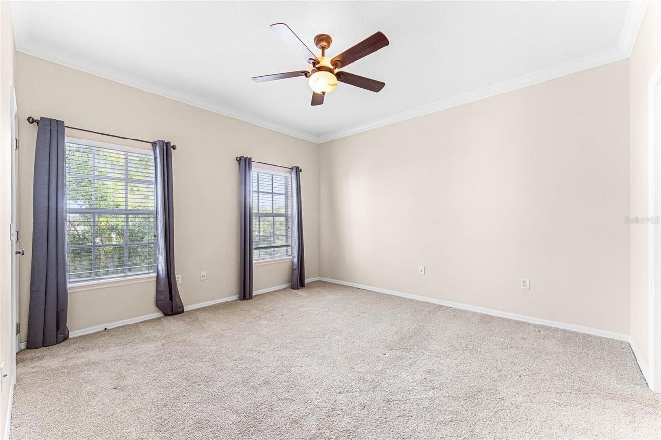 Great Location! Beautiful 4 level townhome in Baldwin Park Village Cen – image 16