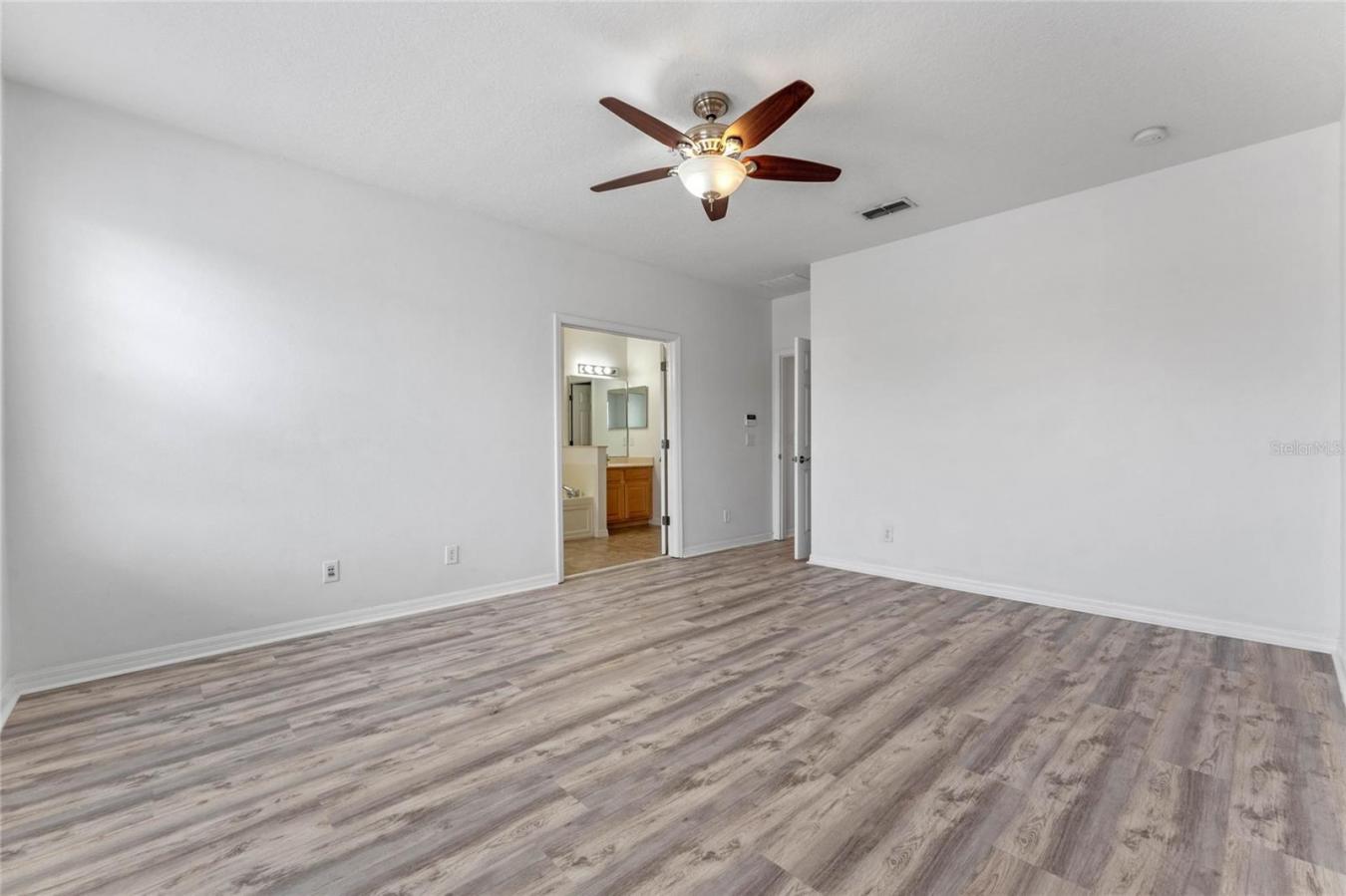 912 FERN AVENUE, ORLANDO, Florida, 32814, United States, 3 Bedrooms Bedrooms, ,3 BathroomsBathrooms,Residential,For Sale,912 FERN AVENUE,1426780