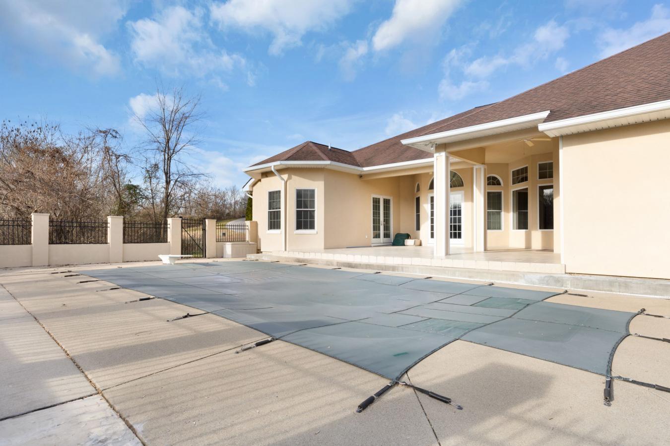 352 East Chloe Ridge, Pikeville, Kentucky, 41501, United States, 5 Bedrooms Bedrooms, ,4 BathroomsBathrooms,Residential,For Sale,352 East Chloe Ridge,1447764