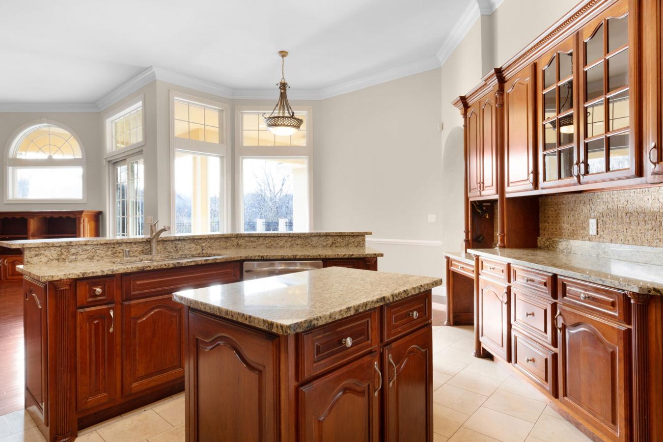 352 East Chloe Ridge, Pikeville, Kentucky, 41501, United States, 5 Bedrooms Bedrooms, ,4 BathroomsBathrooms,Residential,For Sale,352 East Chloe Ridge,1447764