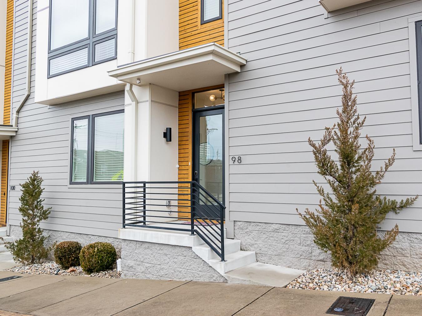 98 N 8th Street, Nashville, TN, 37206, United States, 3 Bedrooms Bedrooms, ,3 BathroomsBathrooms,Residential,For Sale,98 N 8th Street,1450443