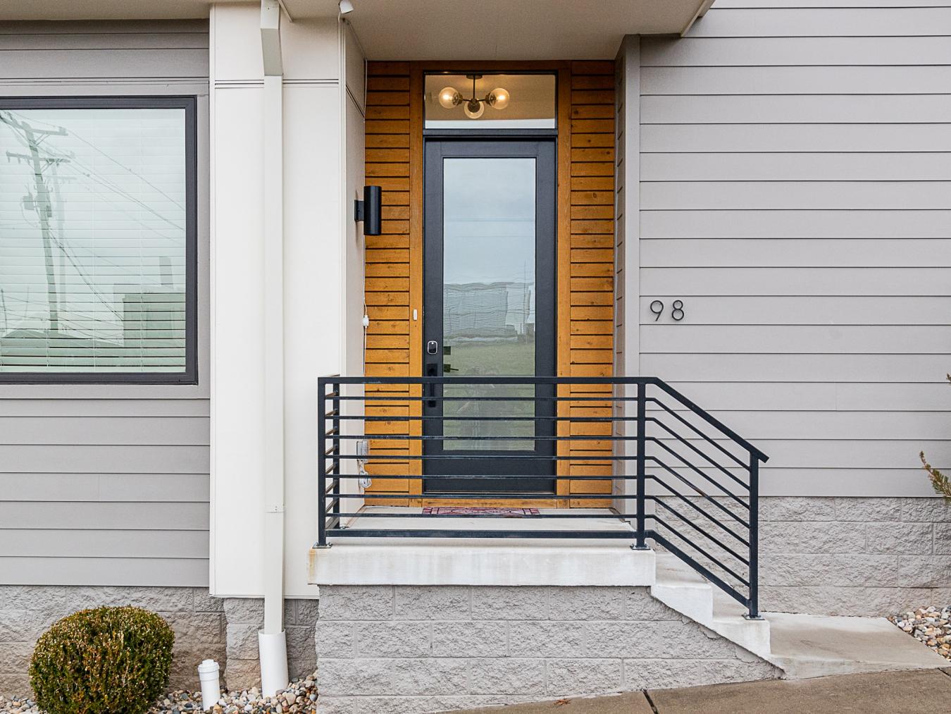 98 N 8th Street, Nashville, TN, 37206, United States, 3 Bedrooms Bedrooms, ,3 BathroomsBathrooms,Residential,For Sale,98 N 8th Street,1450443