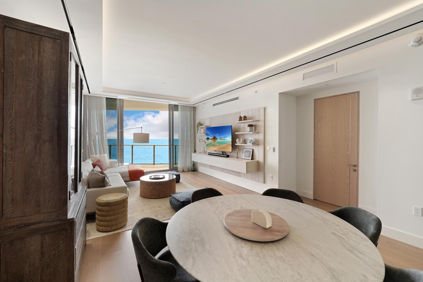 15701 Collins Ave, Sunny Isles, Florida, 33160, United States, 2 Bedrooms Bedrooms, ,2 BathroomsBathrooms,Residential,For Sale,15701 Collins Ave,1457446