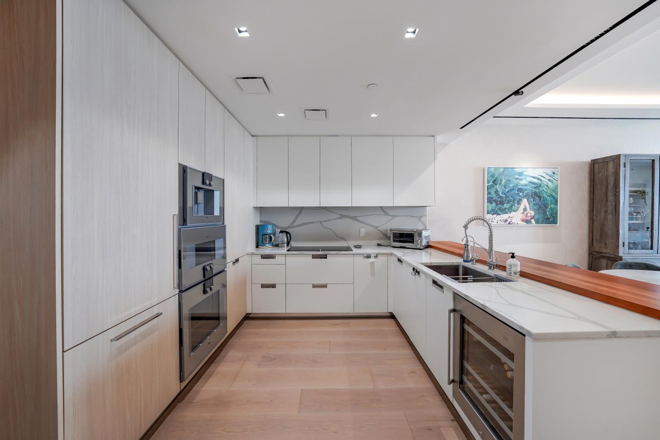 15701 Collins Ave, Sunny Isles, Florida, 33160, United States, 2 Bedrooms Bedrooms, ,2 BathroomsBathrooms,Residential,For Sale,15701 Collins Ave,1457446