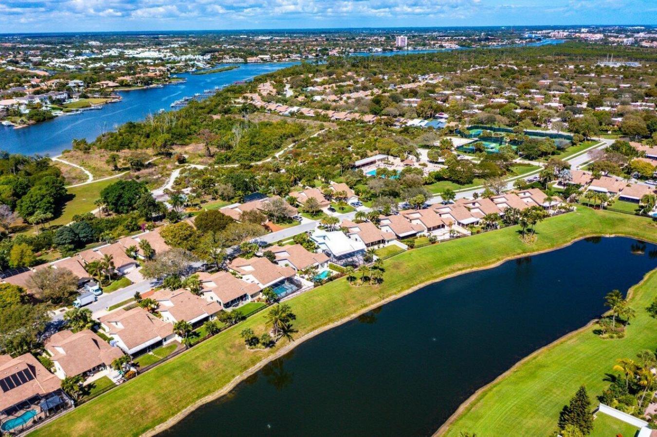 129 Harbourside Circle, Jupiter, Florida, 33477, United States, 3 Bedrooms Bedrooms, ,2 BathroomsBathrooms,Residential,For Sale,129 Harbourside Circle,1457438