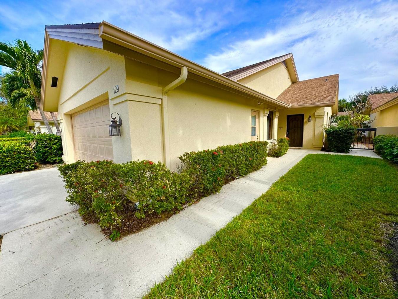 129 Harbourside Circle, Jupiter, Florida, 33477, United States, 3 Bedrooms Bedrooms, ,2 BathroomsBathrooms,Residential,For Sale,129 Harbourside Circle,1457438