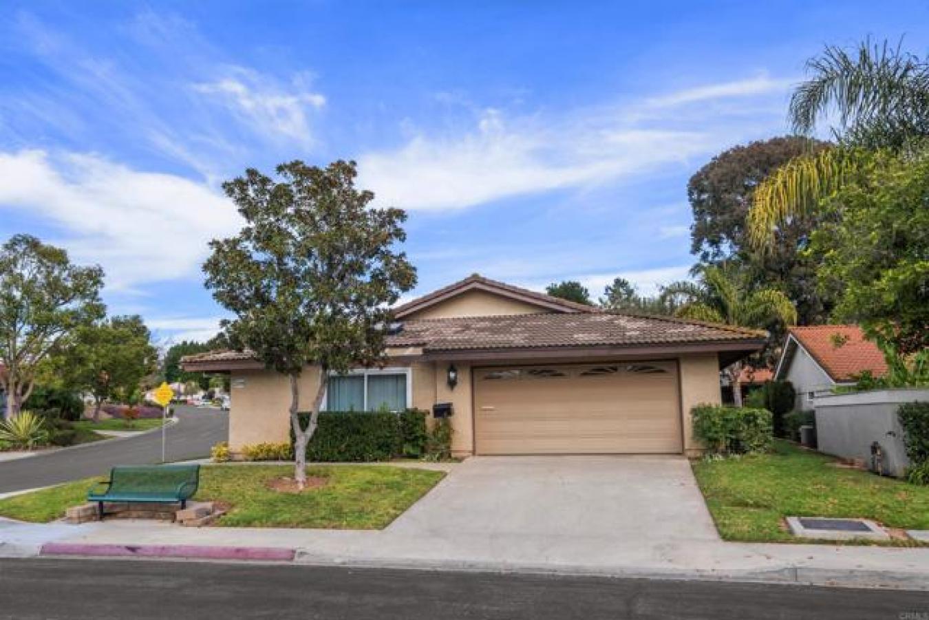 5209 Avenida Despacio, Laguna Woods, CA, 92637, United States, 3 Bedrooms Bedrooms, ,3 BathroomsBathrooms,Residential,For Sale,5209 Avenida Despacio,1459609