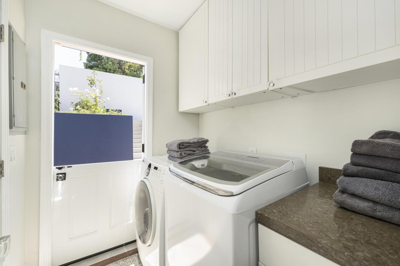 3327 Bennett Dr., Los Angeles, CA, 90068, United States, 5 Bedrooms Bedrooms, ,4 BathroomsBathrooms,Residential,For Sale,3327 Bennett Dr.,1459581