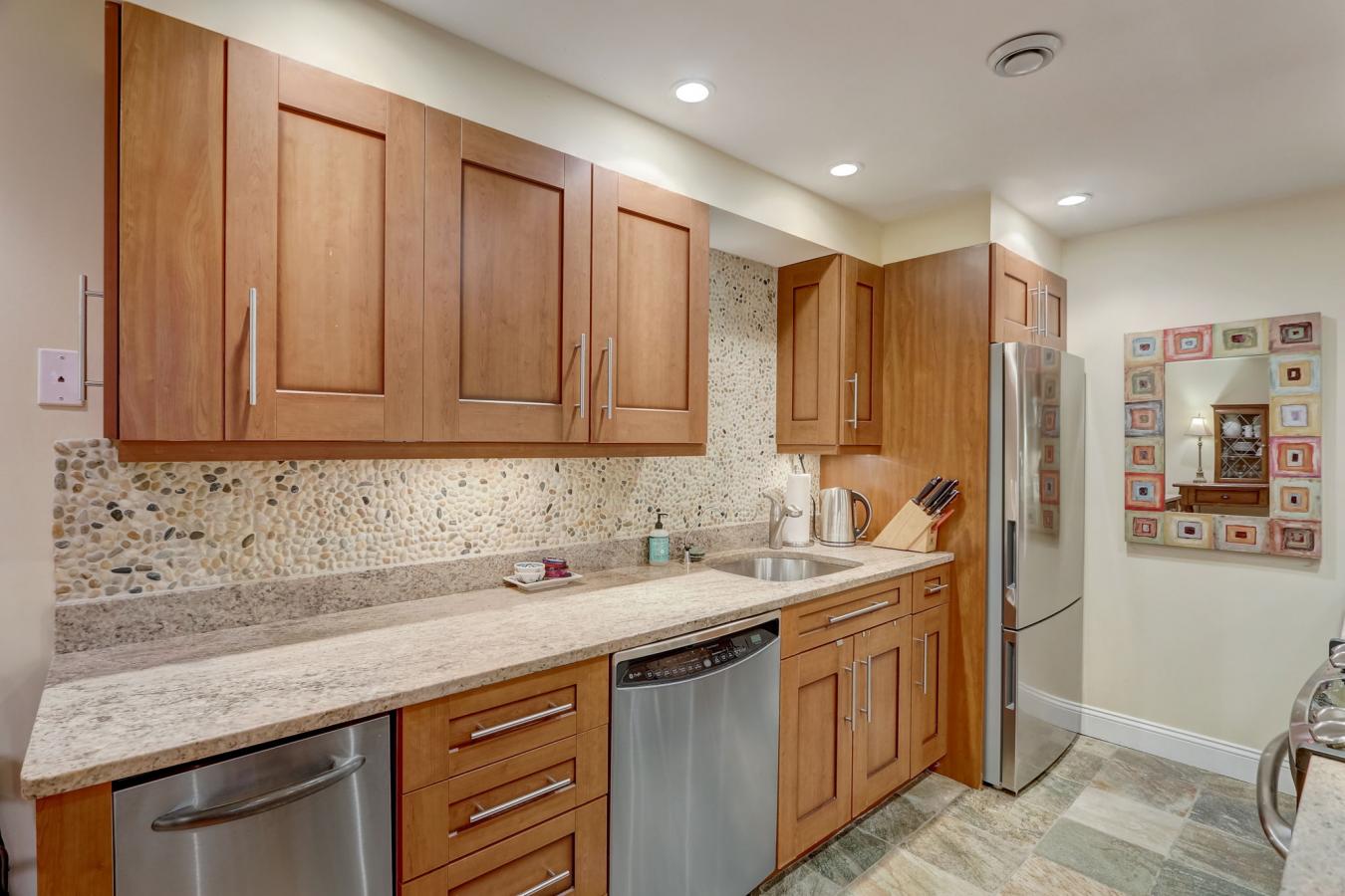 357 Commercial Street, Boston, Massachusetts, 02109, United States, 2 Bedrooms Bedrooms, ,1 BathroomBathrooms,Residential,For Sale,357 Commercial Street,1465376