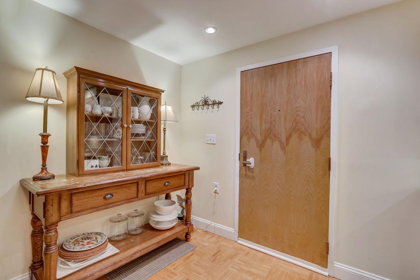 357 Commercial Street, Boston, Massachusetts, 02109, United States, 2 Bedrooms Bedrooms, ,1 BathroomBathrooms,Residential,For Sale,357 Commercial Street,1465376