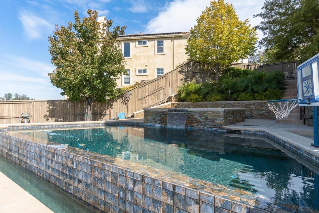 104 Vinicola, El Dorado Hills, CA, 95762, United States, 5 Bedrooms Bedrooms, ,6 BathroomsBathrooms,Residential,For Sale,104 Vinicola,1465372