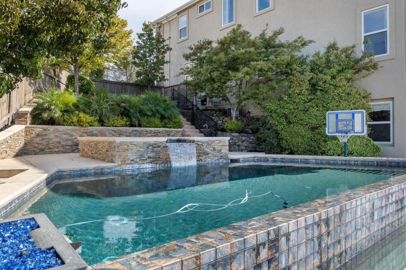 104 Vinicola, El Dorado Hills, CA, 95762, United States, 5 Bedrooms Bedrooms, ,6 BathroomsBathrooms,Residential,For Sale,104 Vinicola,1465372