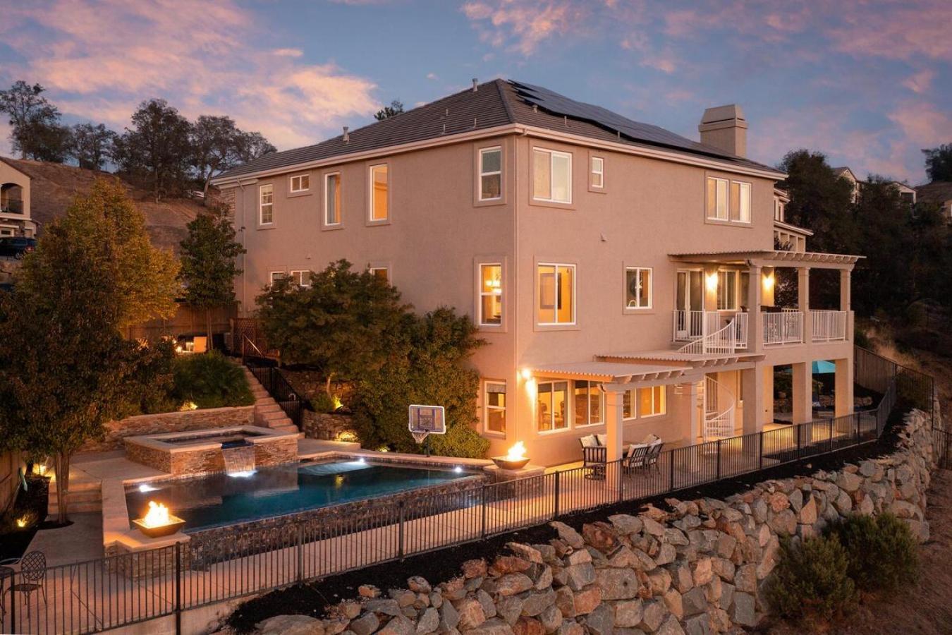 104 Vinicola, El Dorado Hills, CA, 95762, United States, 5 Bedrooms Bedrooms, ,6 BathroomsBathrooms,Residential,For Sale,104 Vinicola,1465372