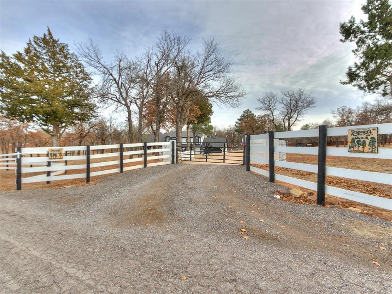 516 Cedar Drive, Blanchard, OK, 73010, United States, 4 Bedrooms Bedrooms, ,3 BathroomsBathrooms,Residential,For Sale,516 Cedar Drive,1466419