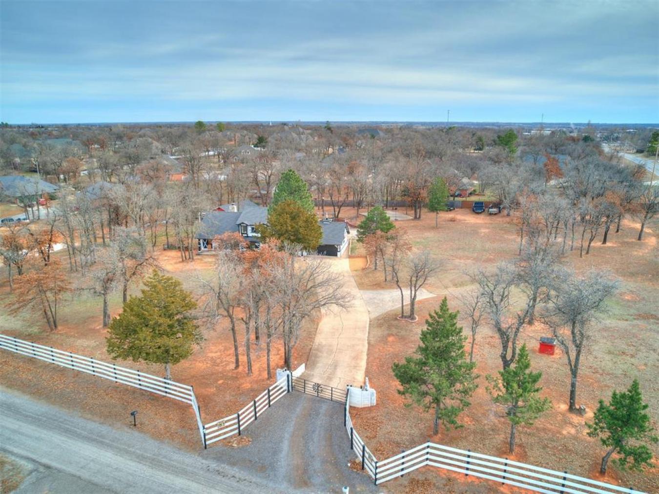 516 Cedar Drive, Blanchard, OK, 73010, United States, 4 Bedrooms Bedrooms, ,3 BathroomsBathrooms,Residential,For Sale,516 Cedar Drive,1466419