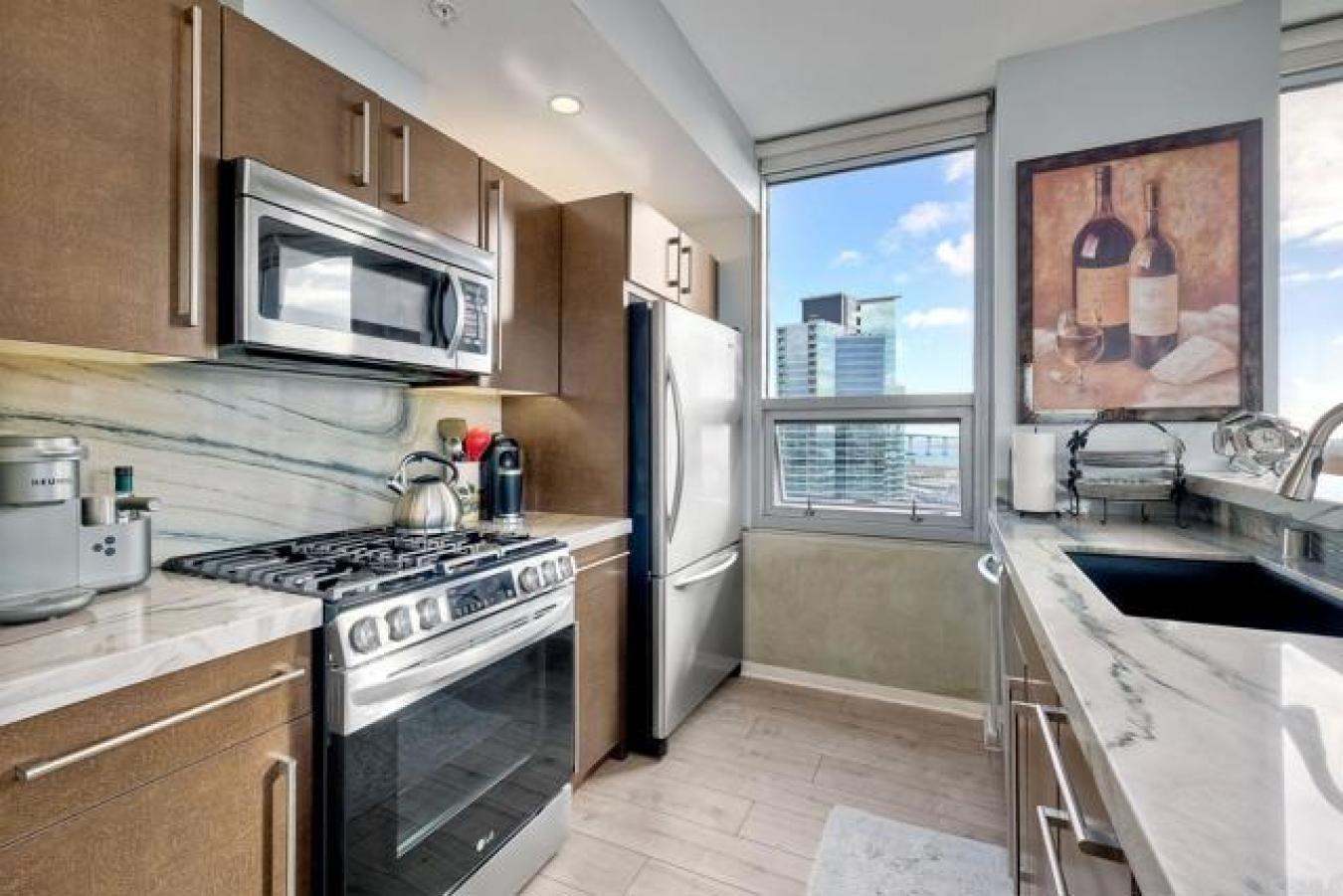 321 10Th Avenue # 2008, San Diego, CA, 92101, United States, 2 Bedrooms Bedrooms, ,2 BathroomsBathrooms,Residential,For Sale,321 10Th Avenue # 2008,1466410