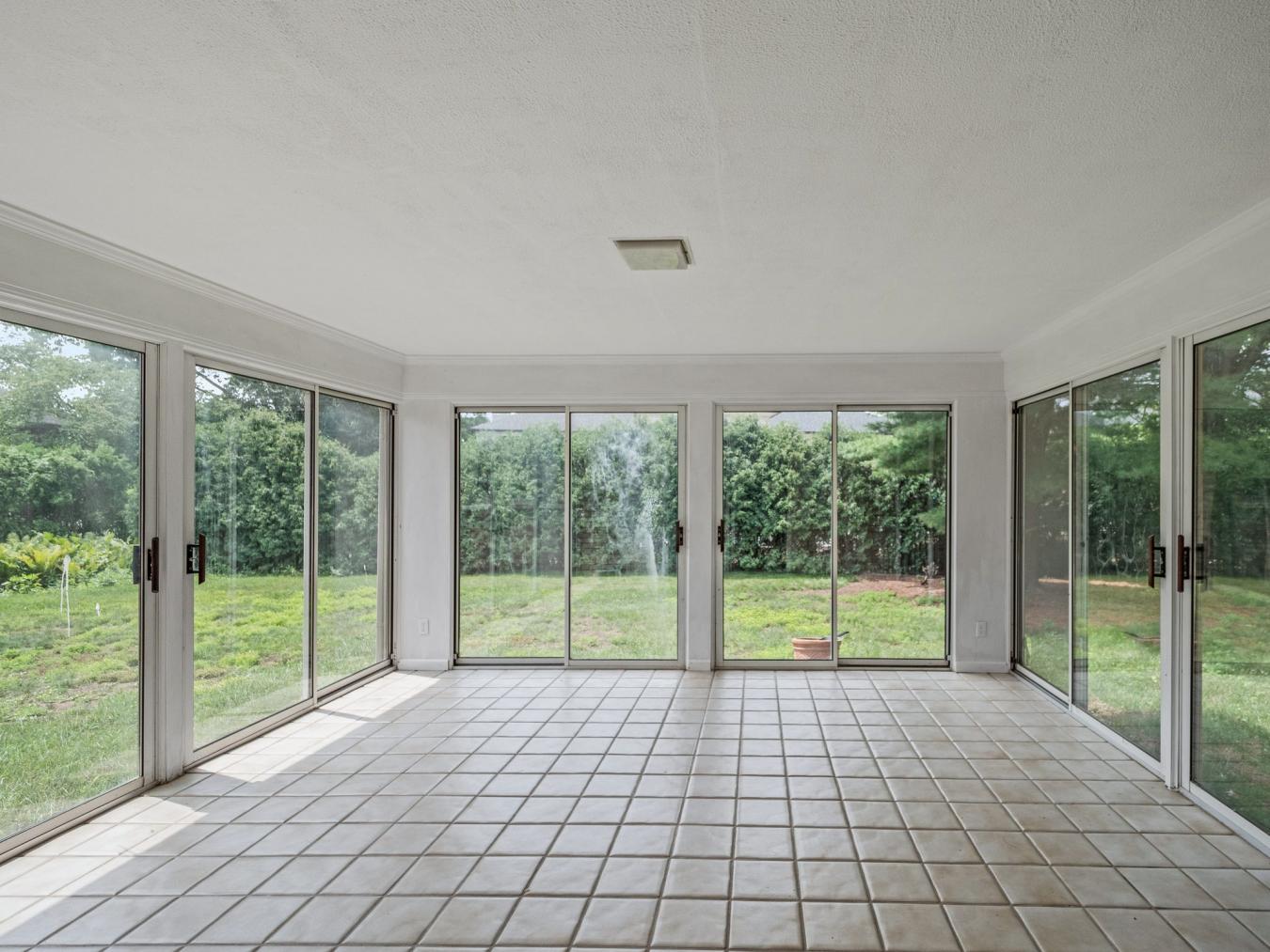 33 Fairford Road, Grosse Pointe Shores, Michigan, 48236, United States, 4 Bedrooms Bedrooms, ,2 BathroomsBathrooms,Residential,For Sale,33 Fairford Road,1466402