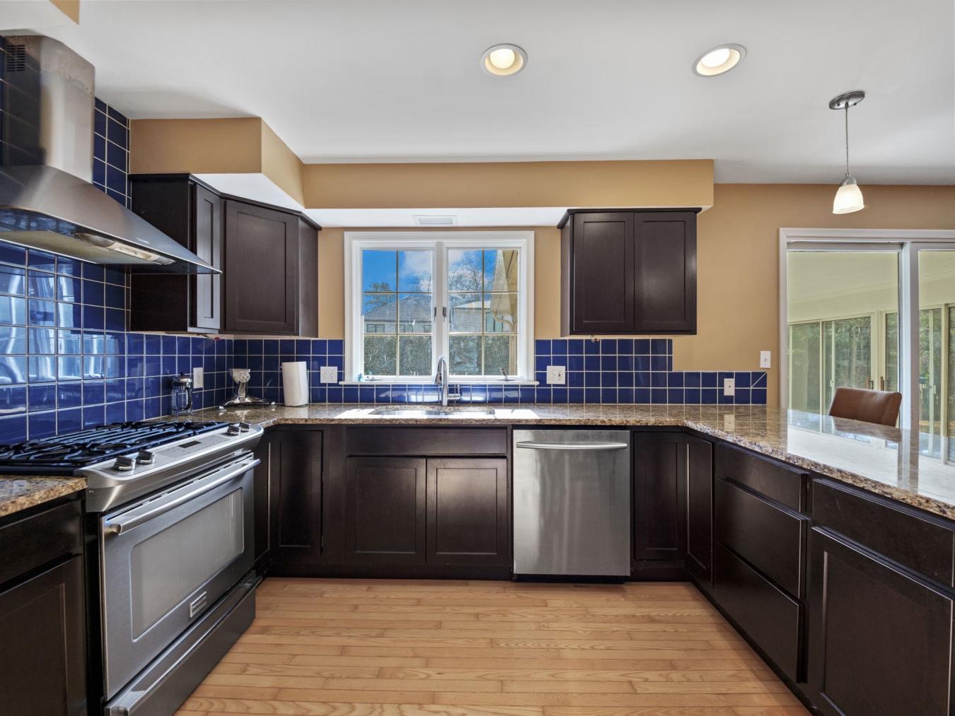 33 Fairford Road, Grosse Pointe Shores, Michigan, 48236, United States, 4 Bedrooms Bedrooms, ,2 BathroomsBathrooms,Residential,For Sale,33 Fairford Road,1466402