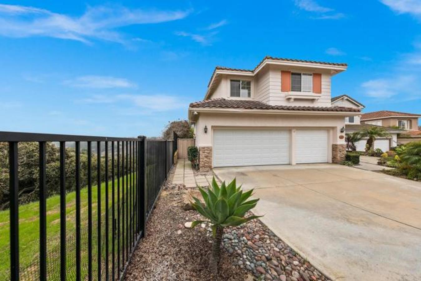 5683 Glenstone Way, San Diego, CA, 92121, United States, 4 Bedrooms Bedrooms, ,2 BathroomsBathrooms,Residential,For Sale,5683 Glenstone Way,1468536