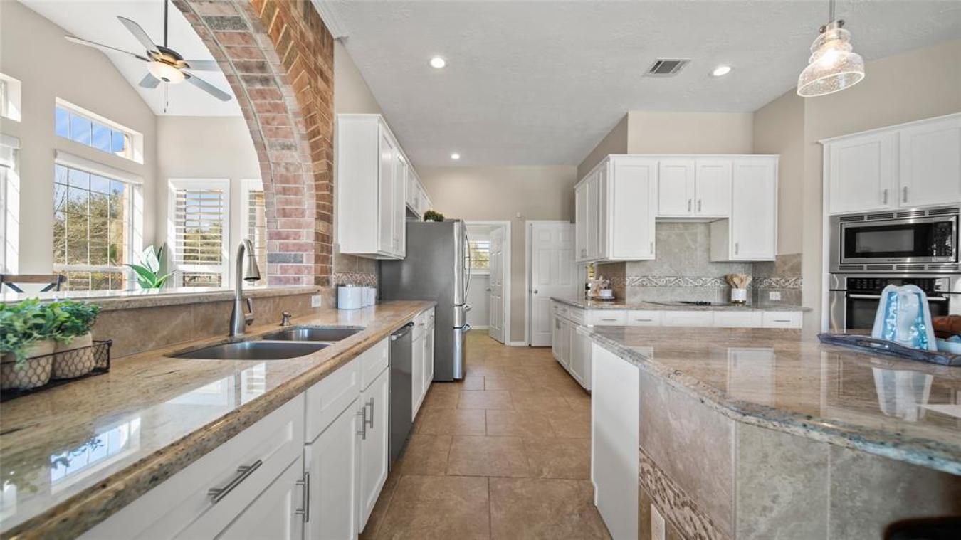 14 Lakefield Trail, Katy, TX, 77493, United States, 4 Bedrooms Bedrooms, ,4 BathroomsBathrooms,Residential,For Sale,14 Lakefield Trail,1468535