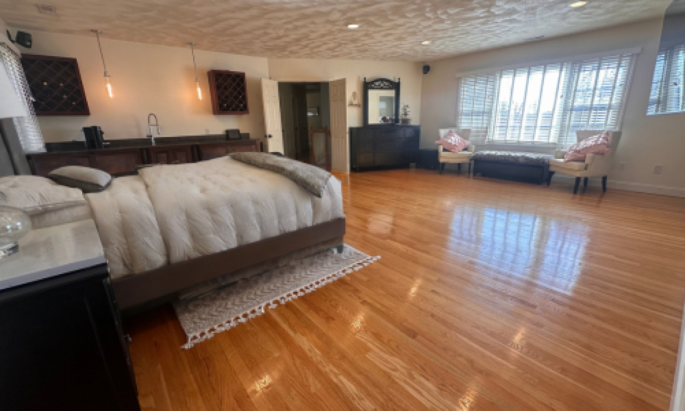 44 Mill Road, North Andover, MA, 01845, United States, 6 Bedrooms Bedrooms, ,3 BathroomsBathrooms,Residential,For Sale,44 Mill Road,1470913