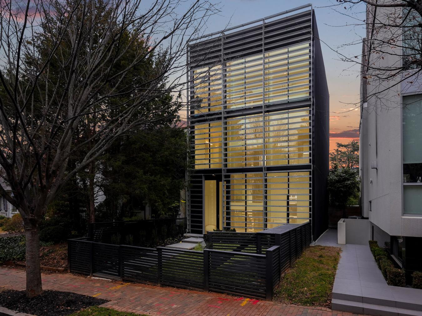 3623 R St NW, Washington, District Of Columbia, 20007, United States, 3 Bedrooms Bedrooms, ,4 BathroomsBathrooms,Residential,For Sale,3623 R St NW,1469602 3623 R St NW, Washington, District Of Columbia, 20007, United States, 3 Bedrooms Bedrooms, ,4 BathroomsBathrooms,Residential,For Sale,3623 R St NW,1469602