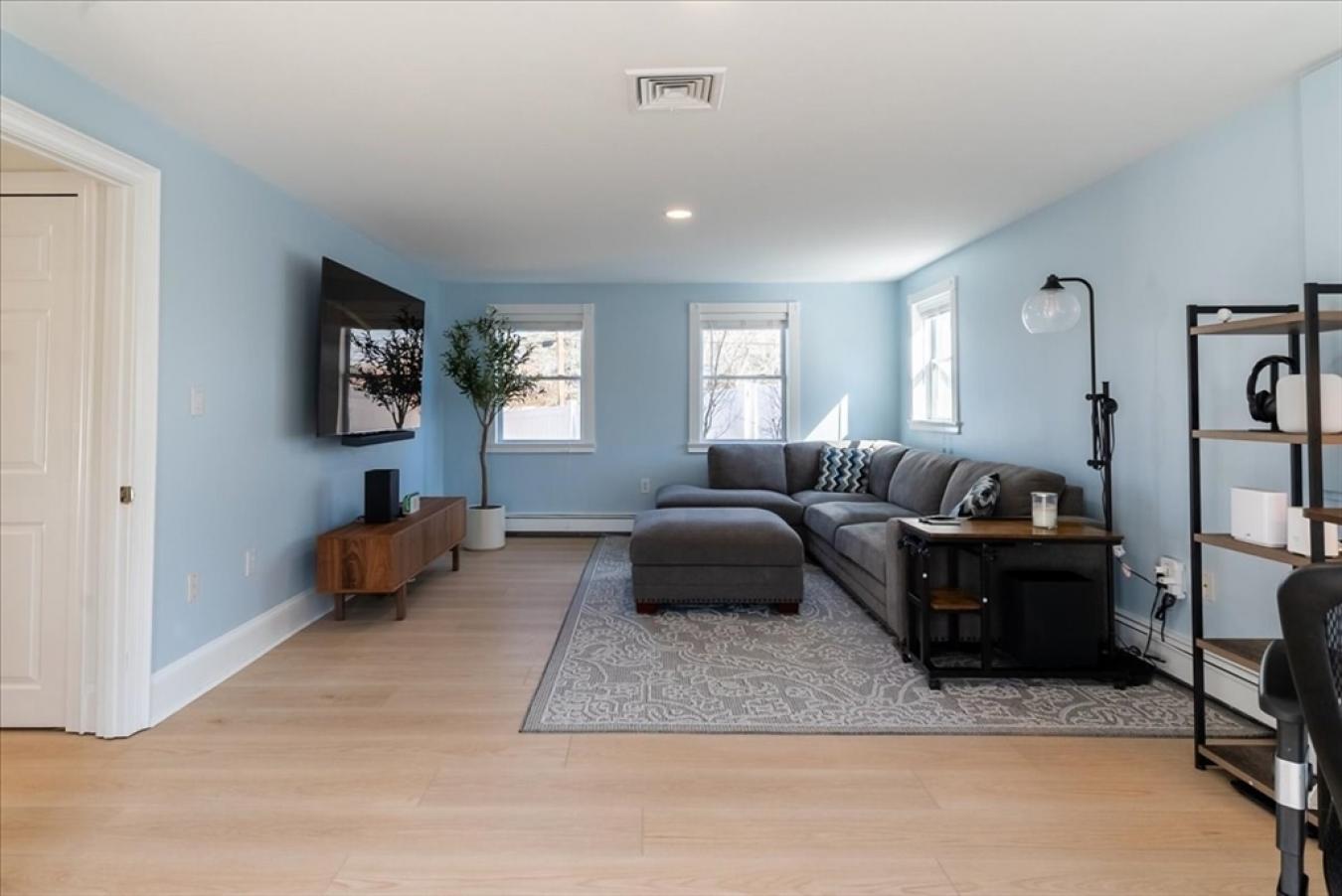 8 Irving Road, Natick, MA, 01760, United States, 4 Bedrooms Bedrooms, ,2 BathroomsBathrooms,Residential,For Sale,8 Irving Road,1470789