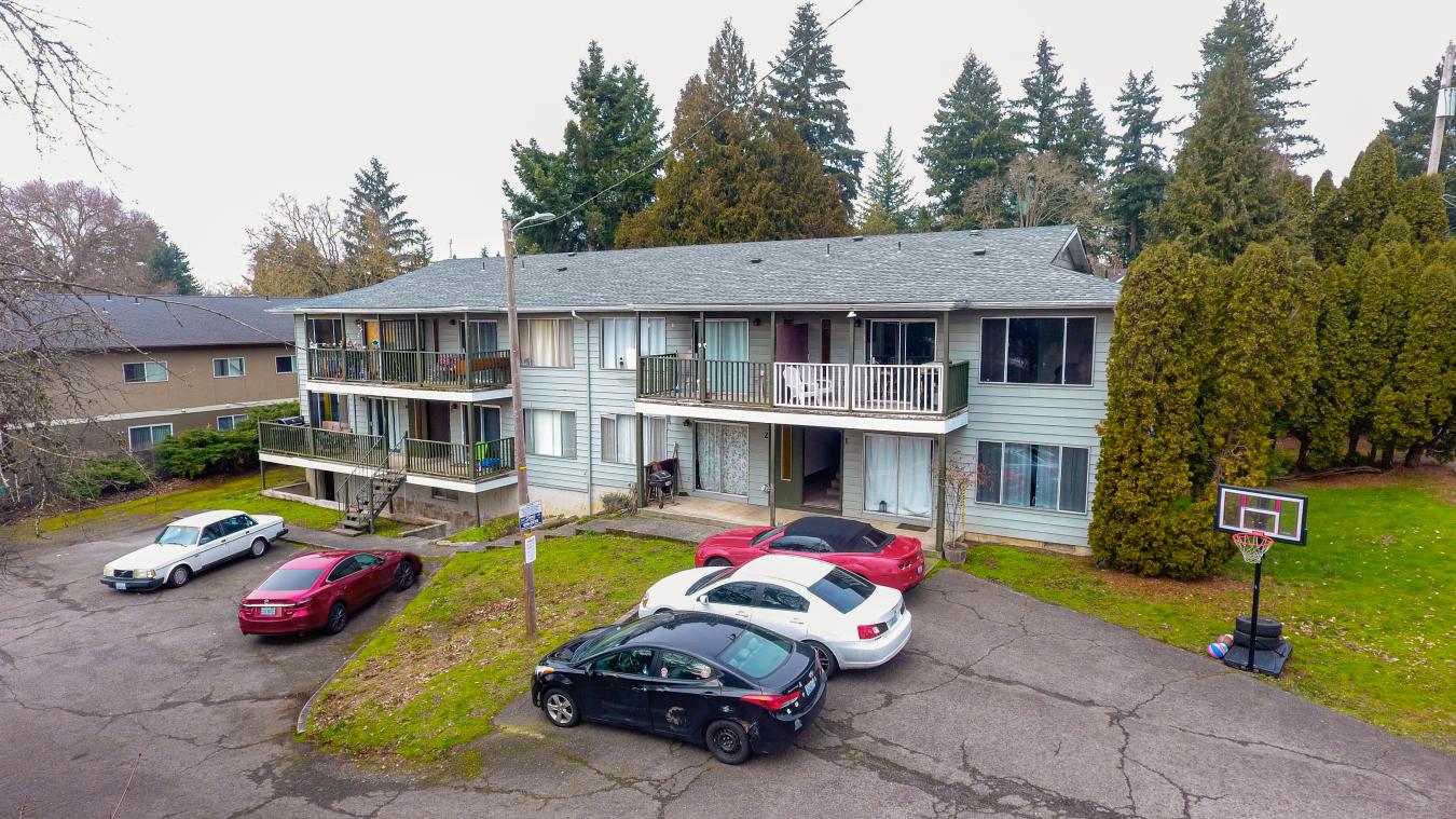 1604 X Street, Vancouver, Washington, 98661, United States, 16 Bedrooms Bedrooms, ,8 BathroomsBathrooms,Residential,For Sale,1604 X Street,1470911