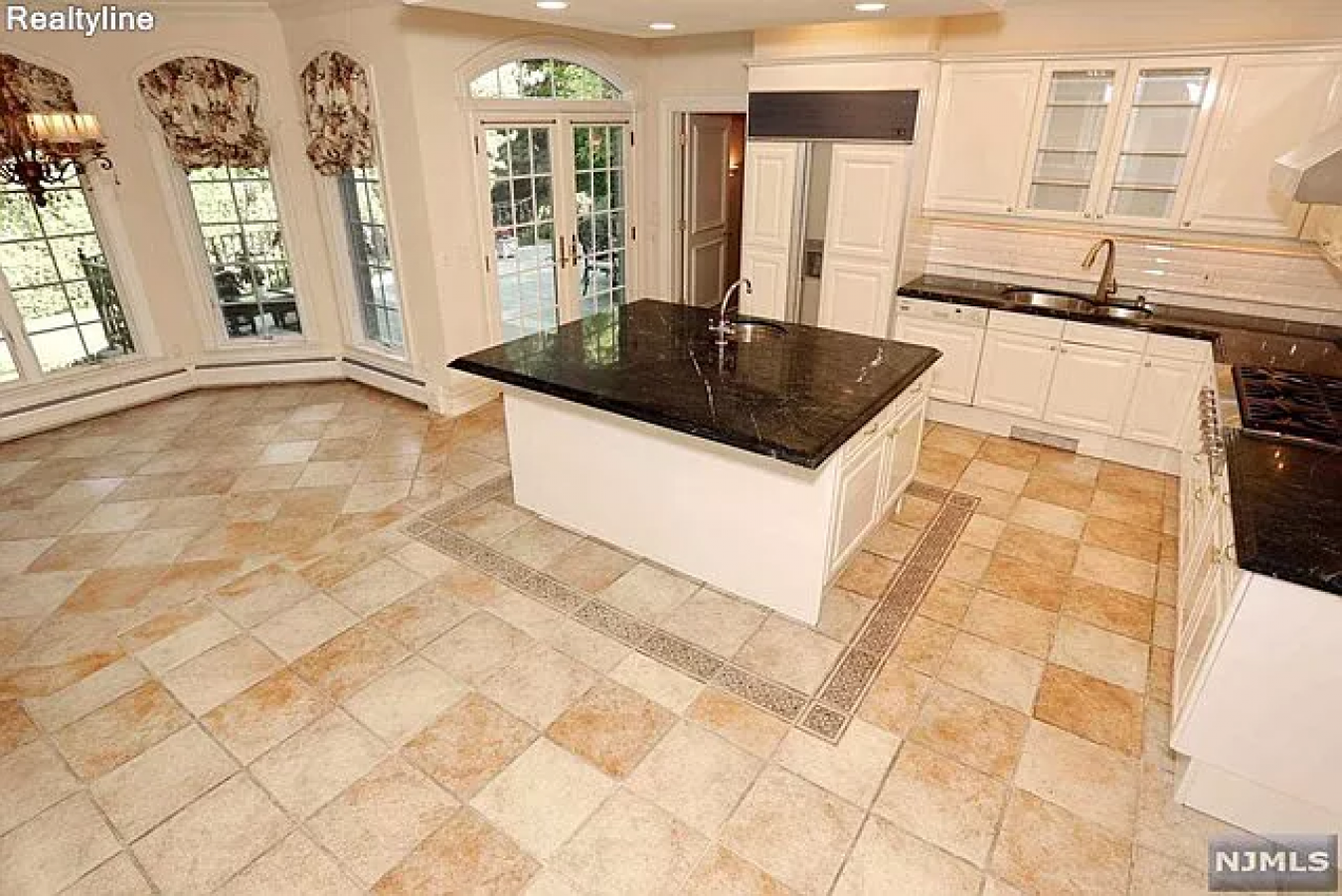 2 Halsey Lane, Closter, New Jersey, 07624, United States, 7 Bedrooms Bedrooms, ,4 BathroomsBathrooms,Residential,For Sale,2 Halsey Lane,794998