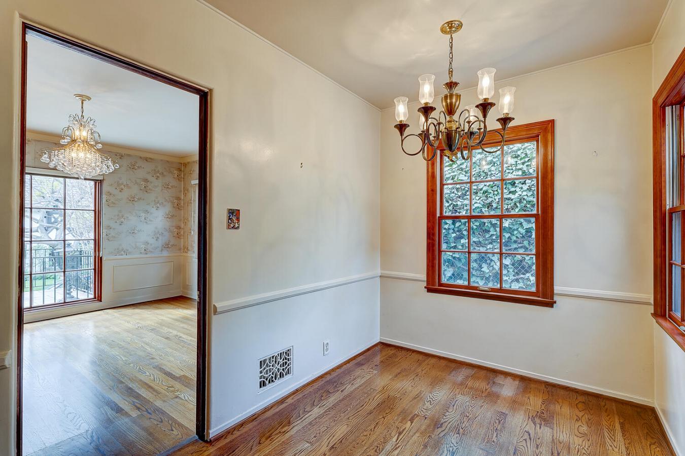 3434 Amesbury Road, Los Feliz, CA, 90027, United States, 3 Bedrooms Bedrooms, ,2 BathroomsBathrooms,Residential,For Sale,3434 Amesbury Road,1470875