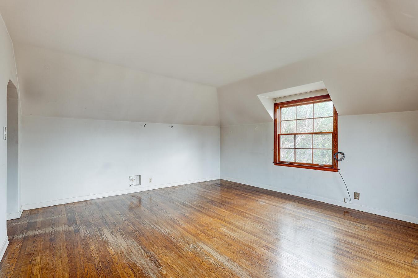 3434 Amesbury Road, Los Feliz, CA, 90027, United States, 3 Bedrooms Bedrooms, ,2 BathroomsBathrooms,Residential,For Sale,3434 Amesbury Road,1470875