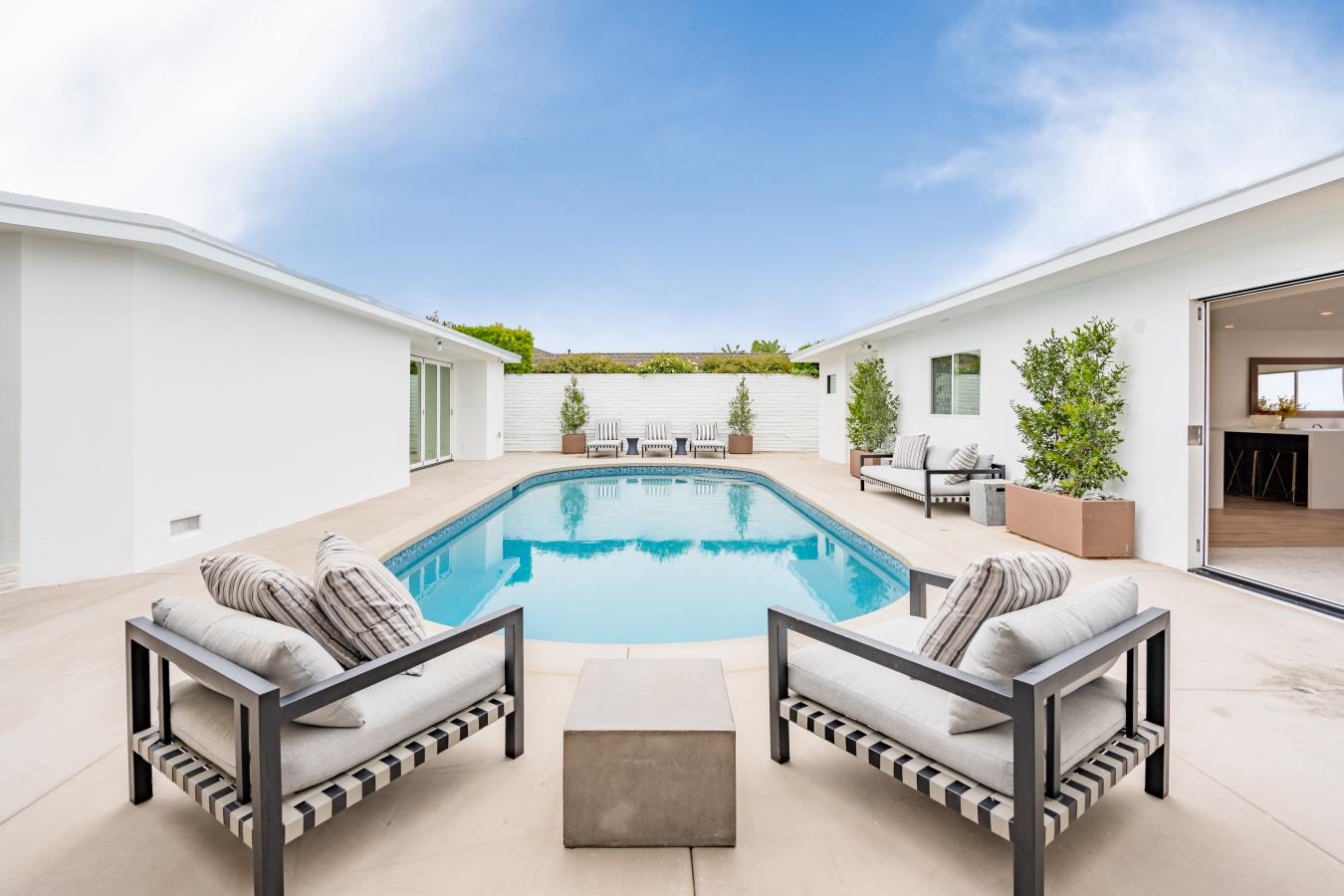 1921 Sabrina Terrace, Corona del Mar, CA, 92625, United States, 5 Bedrooms Bedrooms, ,4 BathroomsBathrooms,Residential,For Sale,1921 Sabrina Terrace,794968