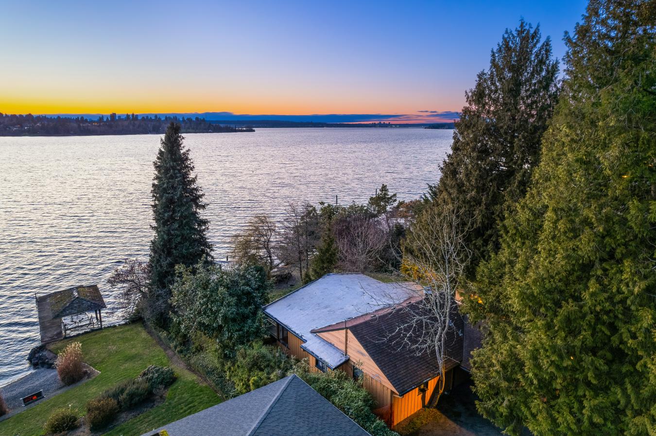 2521 103rd Ave SE, Bellevue, WA, 98004, United States, 2 Bedrooms Bedrooms, ,2 BathroomsBathrooms,Residential,For Sale,2521 103rd Ave SE,1477643