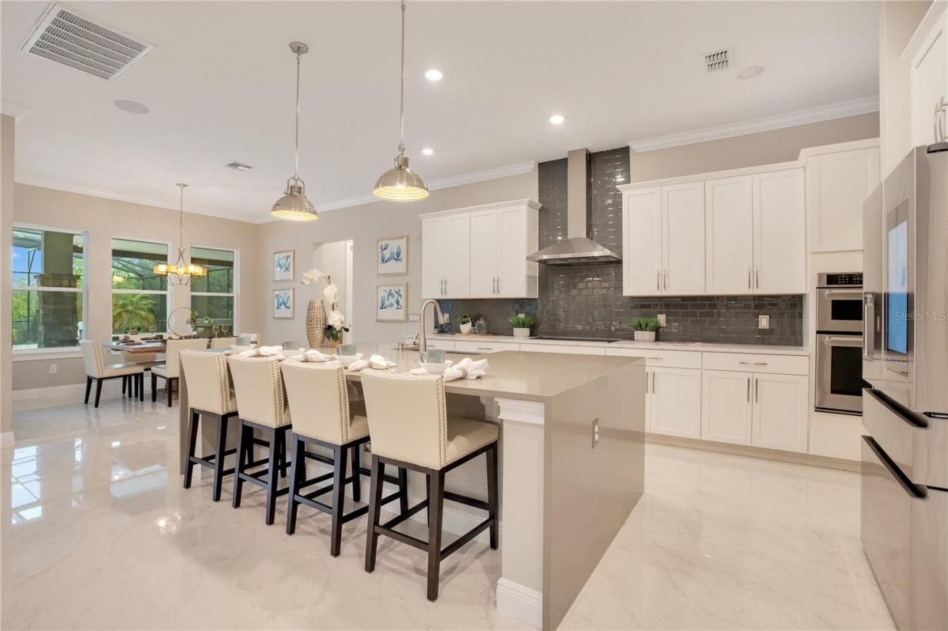 8162 LUDINGTON CIR, ORLANDO, FL, 32836, United States, 6 Bedrooms Bedrooms, ,6 BathroomsBathrooms,Residential,For Sale,8162 LUDINGTON CIR,1477634