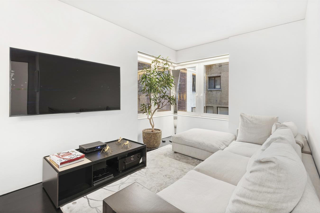 52 East 72nd Street, Unit 3AB, Manhattan, NY, 10021, United States, 4 Bedrooms Bedrooms, ,4 BathroomsBathrooms,Residential,For Sale,52 East 72nd Street, Unit 3AB,794874