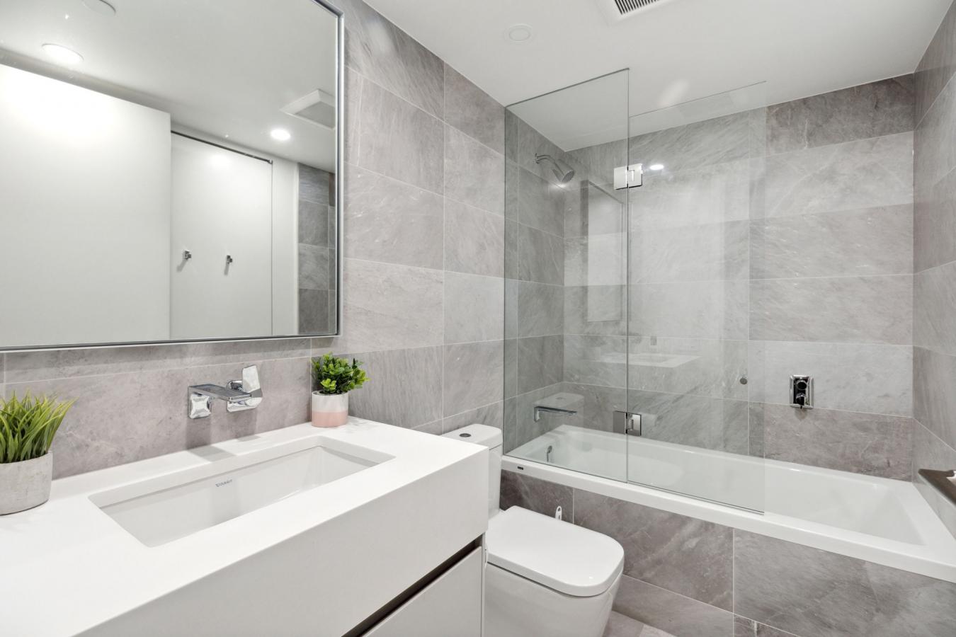 889 PACIFIC STREET, Vancouver, British Columbia, V6Z 1C3, Canada, 2 Bedrooms Bedrooms, ,2 BathroomsBathrooms,Residential,For Sale,889 PACIFIC STREET,1483619