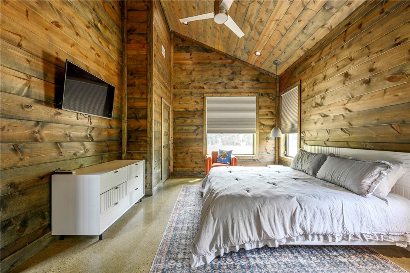 28 Lost Dogwood Trail, Broken Bow, OK, 74728, United States, 5 Bedrooms Bedrooms, ,3 BathroomsBathrooms,Residential,For Sale,28 Lost Dogwood Trail,1483609