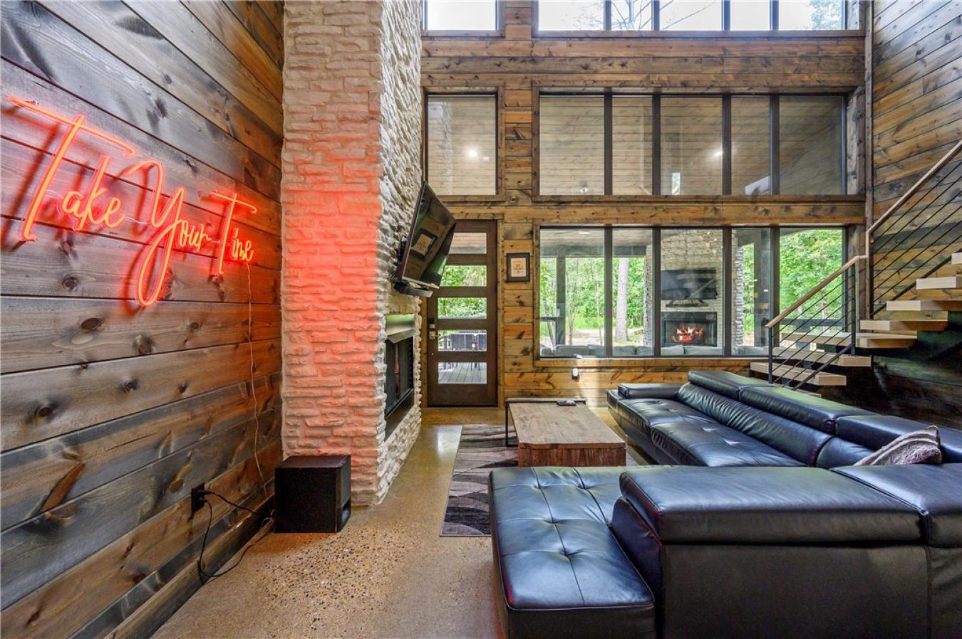 28 Lost Dogwood Trail, Broken Bow, OK, 74728, United States, 5 Bedrooms Bedrooms, ,3 BathroomsBathrooms,Residential,For Sale,28 Lost Dogwood Trail,1483609