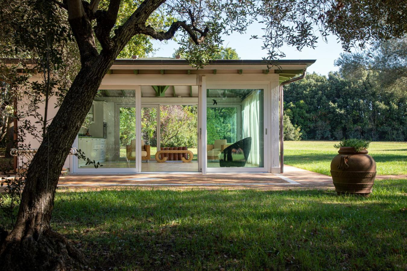 Str. Litoranea 247, Latina, LT, 04100, Italy, 7 Bedrooms Bedrooms, ,4 BathroomsBathrooms,Residential,For Sale,Str. Litoranea 247,1484562