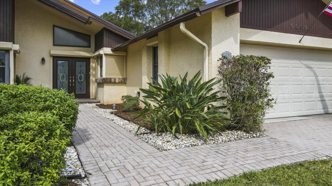 5569 Glen Abbey Court, Delray Beach, FL, 33484, United States, 2 Bedrooms Bedrooms, ,2 BathroomsBathrooms,Residential,For Sale,5569 Glen Abbey Court,1484539