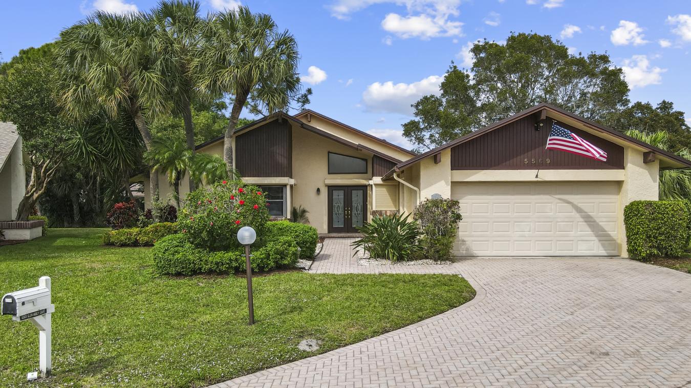 5569 Glen Abbey Court, Delray Beach, FL, 33484, United States, 2 Bedrooms Bedrooms, ,2 BathroomsBathrooms,Residential,For Sale,5569 Glen Abbey Court,1484539