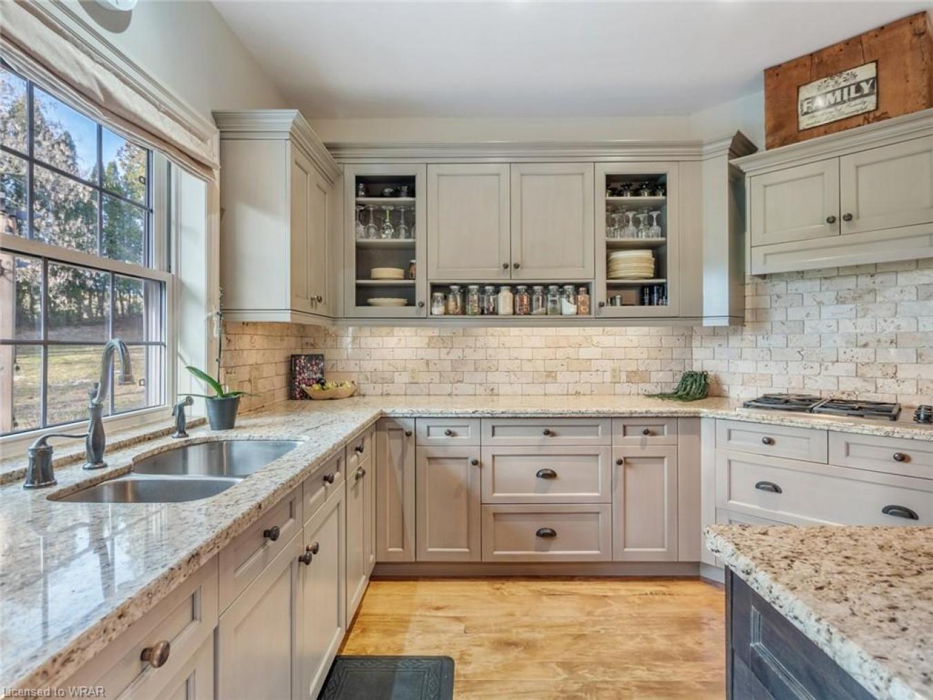 1830 Kressler Road, Waterloo, ON, N2J 3Z4, Canada, 12 Bedrooms Bedrooms, ,7 BathroomsBathrooms,Residential,For Sale,1830 Kressler Road,1484536
