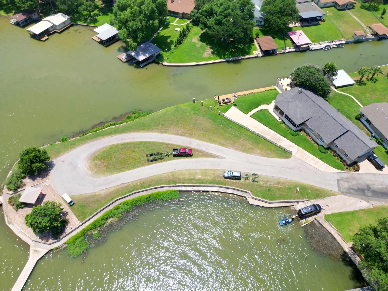 205 DOVE ROAD, Highland Haven, TX, 78654, United States, 4 Bedrooms Bedrooms, ,3 BathroomsBathrooms,Residential,For Sale,205 DOVE ROAD,1484516