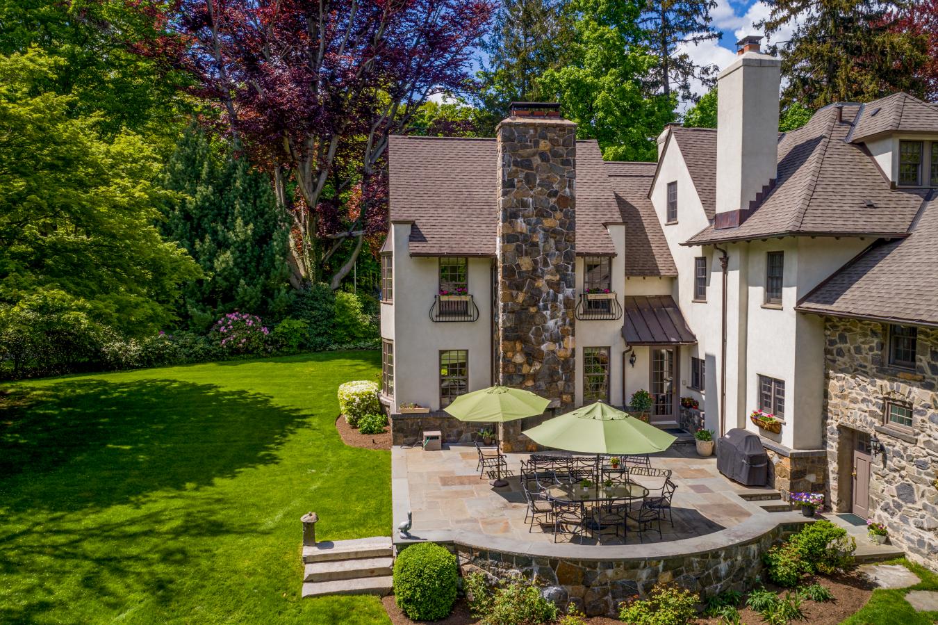 7 Brookside Park, Greenwich, CT, 06831, United States, 6 Bedrooms Bedrooms, ,5 BathroomsBathrooms,Residential,For Sale,7 Brookside Park,794764