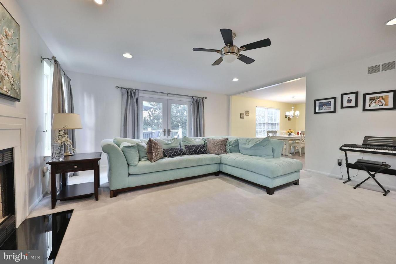 Welcome home to easy living in Elkins Park! This magnificent custom co – image 14