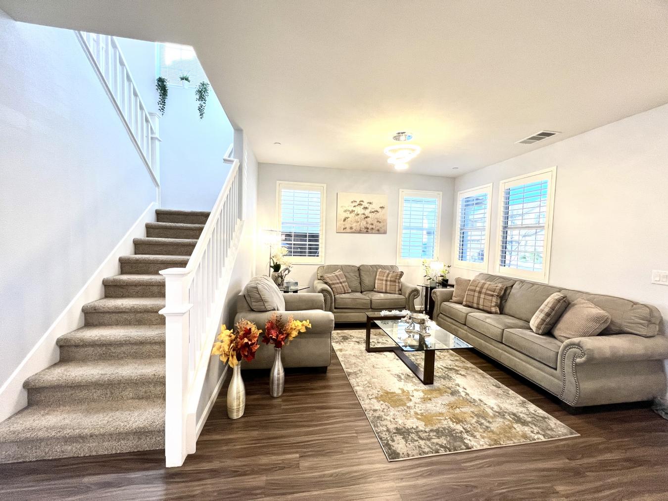 5025 Maestro Way, Roseville, CA, 95747, United States, 6 Bedrooms Bedrooms, ,3 BathroomsBathrooms,Residential,For Sale,5025 Maestro Way,1485042