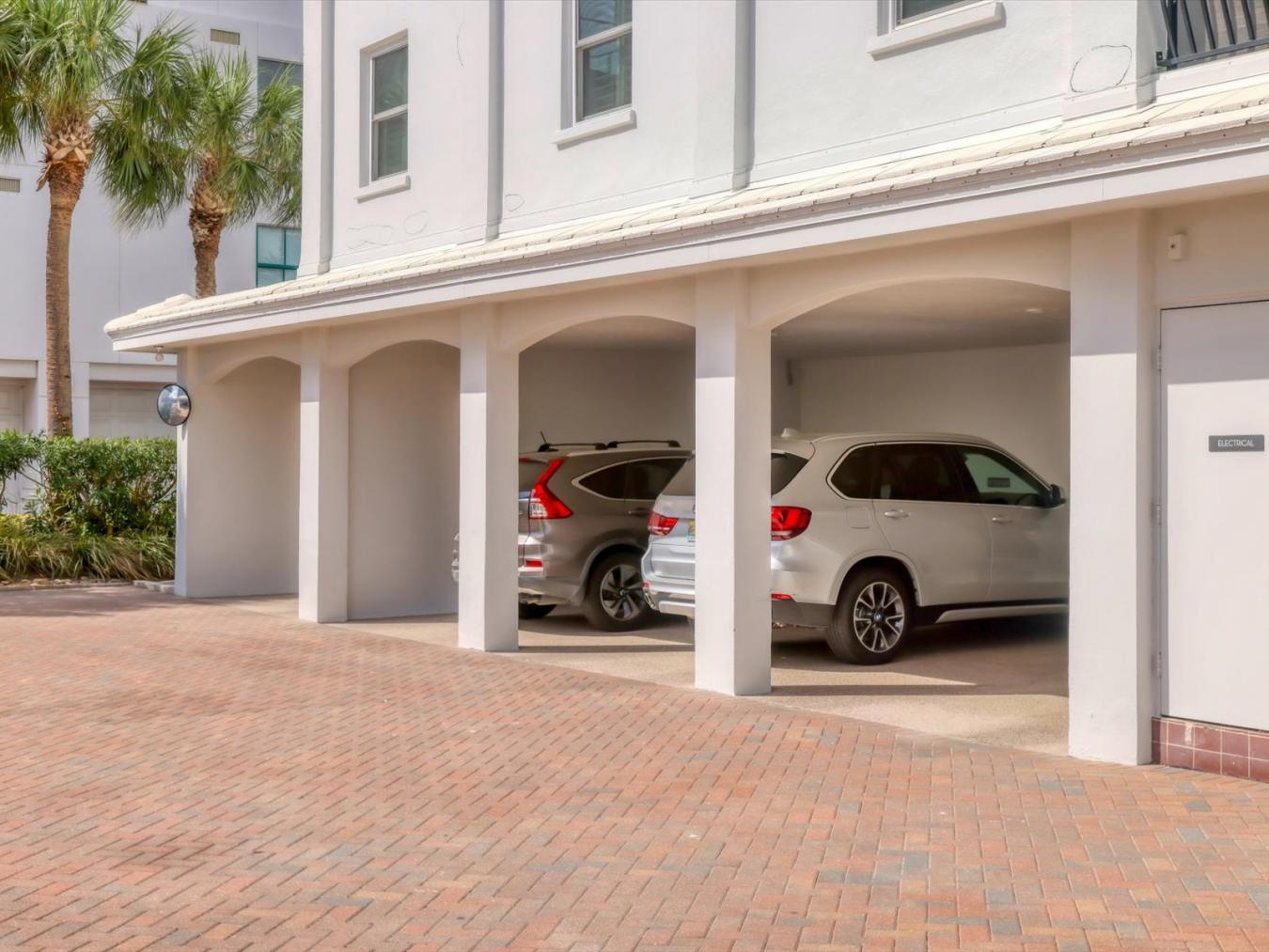 226 Golden Gate Point, Sarasota, Florida, 34236, United States, 2 Bedrooms Bedrooms, ,2 BathroomsBathrooms,Residential,For Sale,226 Golden Gate Point,1485037