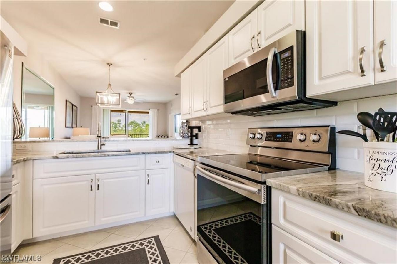 Embrace a lifestyle of leisure in this exceptional 4th floor Ashbury m – image 11