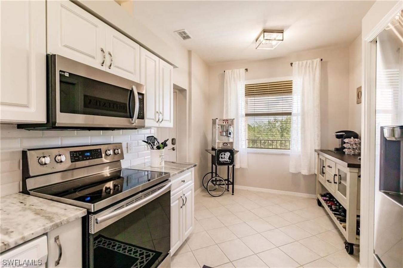 Embrace a lifestyle of leisure in this exceptional 4th floor Ashbury m – image 13