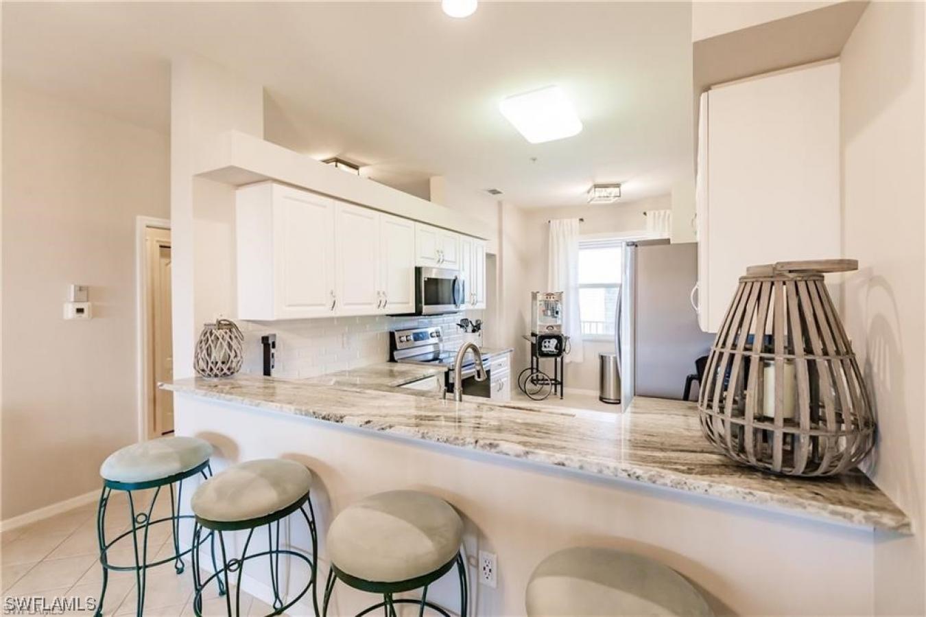 Embrace a lifestyle of leisure in this exceptional 4th floor Ashbury m – image 7